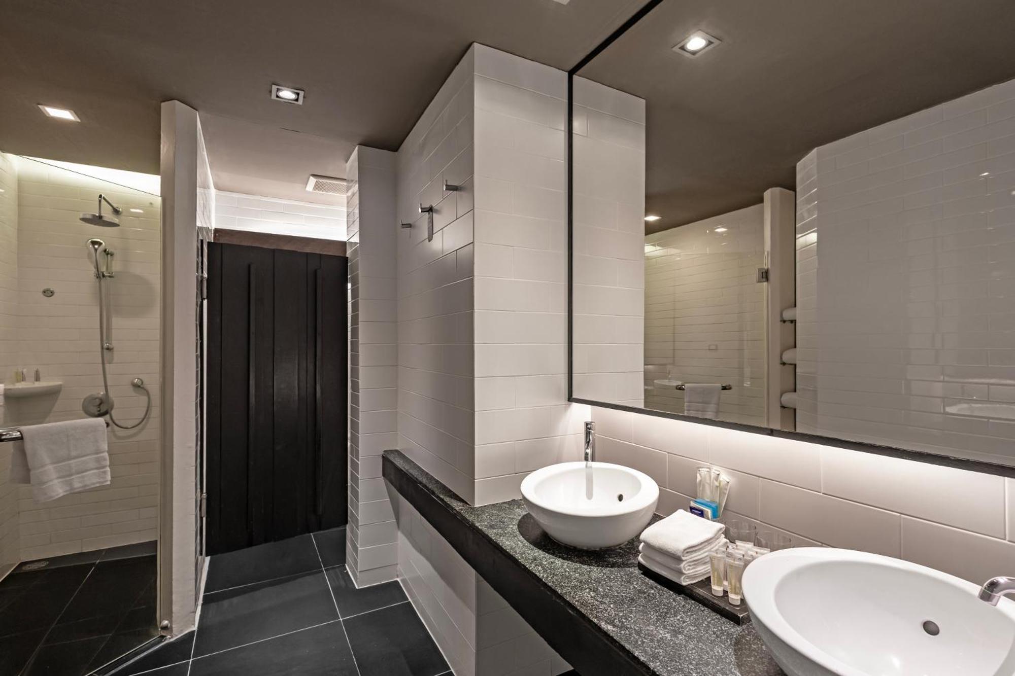 Habitación triple Deluxe con 3 camas individuales